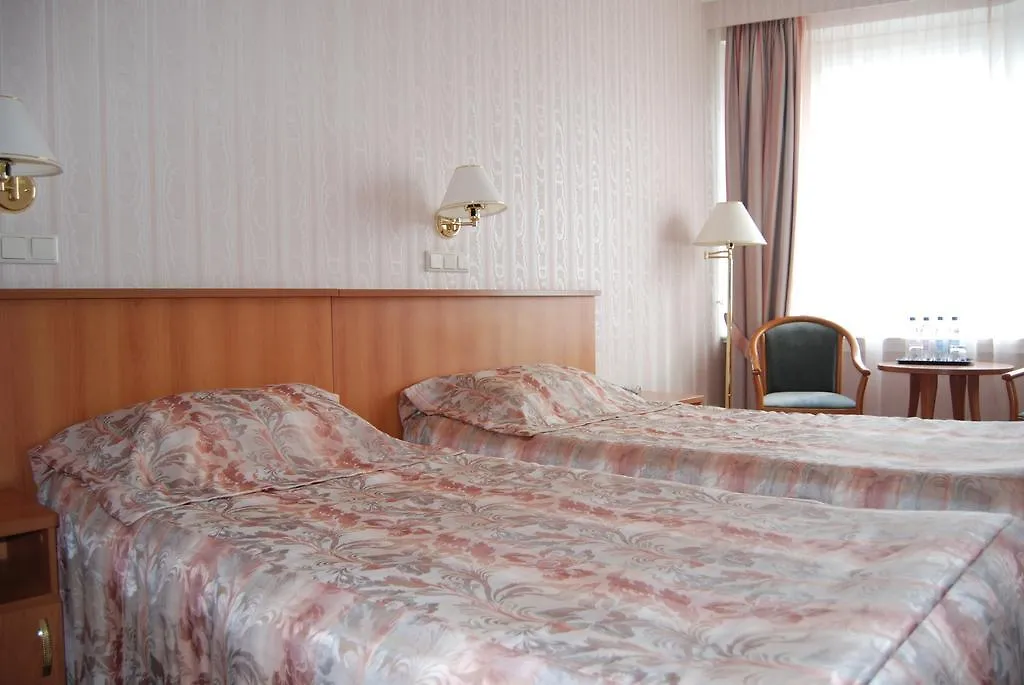 Azimut Hotel Smolenskaya موسكو